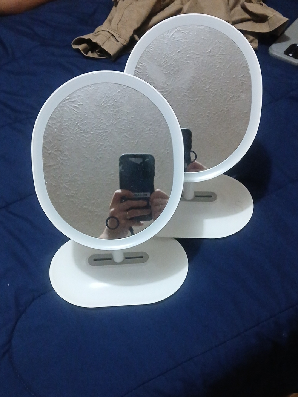 White Oval Home Vanity Mirror - Brand Unspecified